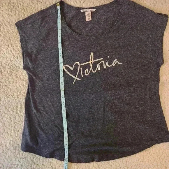 Victoria's Secret Heather Gray Cap Sleeve T-Shirt, size small - Picture 4 of 6